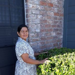 Meet your Posher, Nena